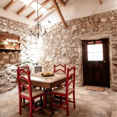 Like-home-kina - Ericeira Zone Vakantiehuis Mafra